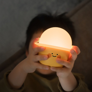 2025 nueva tendencia diseño de dibujos animados bebé luz de noche Material ABS interruptor de luz <span class=keywords><strong>c</strong></span>álida DIY emoción para alimentación de dormitorio/dormir ficticio - Product Image 1