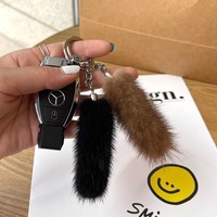Porte-clés de voiture en fourrure de vison fait main, pendentif tendance personnalisé, breloque de sac en peluche simple et mignonne pour femmes et hommes