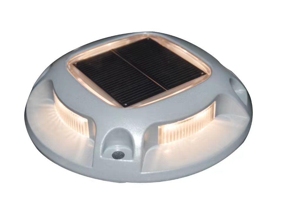 140MAH Solar Outdoor Deck Light Polycrystalline Silicon NI MH