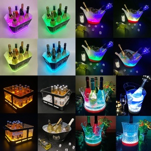 Seau à glace en métal en forme de couronne avec plastique translucide en plastique pour pot en cuivre de renard Corriemhor <span class=keywords><strong>Corsair</strong></span> - Product Image 6