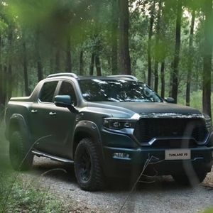Foton <span class=keywords><strong>Auto</strong></span> Mars 9 2024 2.0T 245 CV 4x4 Benzina Camion V9 Nuovo Automatico Scuro con Telecamera Posteriore e Sistema 4WD per Operazioni sul Campo - Product Image 3