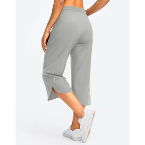 Soothfeel, pantalones capri ligeros y holgados para mujer, informales, grises brillantes con bolsillos para Senderismo y viajes al aire libre - Product Image 5