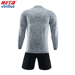 เสื้อฟุตบอลพิมพ์ลายแบบซับลิเมชั่นแฟชั่นใหม่ บริการรับผลิตตามสั่ง (OEM) เสื้อฟุตบอลแขนยาว - Product Image 2