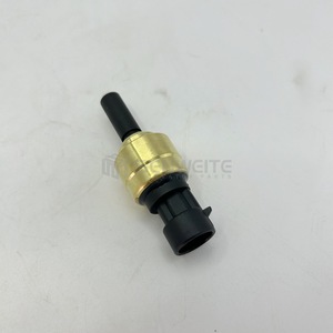 Sensor de Presión de Aceite Senwitt 20476992 para Motores Volvo, Pieza Metálica para Excavadora - Product Image 4