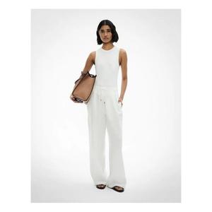 กางเกงทรงตรงสำหรับผู้หญิง ผลิตจากวัสดุที่มีน้ำหนักเบา ช่วยให้เคลื่อนไหวสะดวกและสวมใส่สบายเป็นเวลานาน - Product Image 2