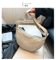 Mode Nylon vente chaude sangle réglable boulette forme sac décontracté croissant demi-lune voyage bandoulière sac à bandoulière pour femmes hommes