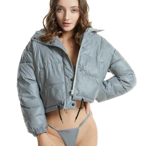 Chaqueta Corta Acolchada de Invierno para Mujer, Estilo Sexy, con Cuello Alto, Reflectante y de Alta Visibilidad - Product Image 3