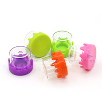 Pot à épices en verre coloré de haute qualité avec couvercle en silicone Offre Spéciale à un prix inférieur pour le stockage des condiments