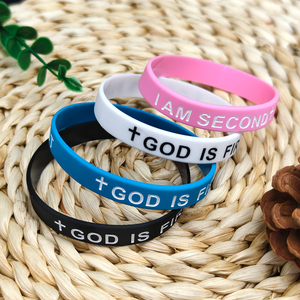 GOD IS FIRST IM SECONDクリスチャンクロスシリコーンゴムリストバンドJesus Faithジュエリーカップルブレスレットプロモーションリストバンド - Product Image 3