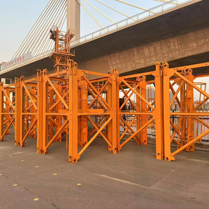 Section de mât de grue à tour Zoomlion QTZ250 7020 d'occasion, 2*2*3m, pour grue de construction de 10 tonnes, structure en acier robuste - Product Image 1