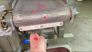 Nouvelle Arrivée 2025 – Machine Automatique Compacte pour la Fabrication de Boules Éclatantes pour Fournisseurs de Bubble Tea – Ligne de Production de Popping Boba - Product Image 2