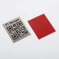 Autocollants adhésifs personnalisés en aluminium noir avec numéro QR gravé au laser, étanches, code QR unique, conception de logo personnalisée, cadeau artisanal, 500 pièces