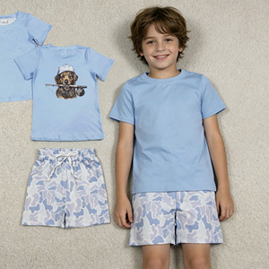 Conjunto de Ropa de 2 Piezas para Bebé Niño, Camiseta y Pantalones Cortos de Camuflaje para Primavera/Otoño, Estilo Casual, 95% Algodón, 5% Elastano - Product Image 1