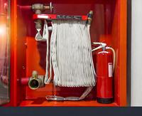 Ensemble de support pour tuyau d'incendie avec buse à robinet d'angle, tuyau d'incendie flexible avec raccords filetés