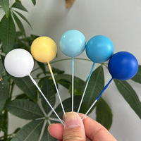 Großhandel Farbe 5pcs 2cm ~ 4cm Schaum kugeln für Kuchen Dekorieren Faux Balls für Cake Ball Dekoration