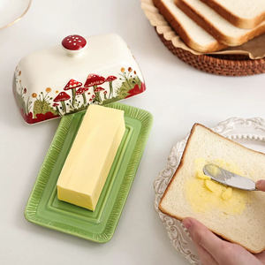 Porte-beurre en porcelaine avec couvercle, design personnalisé en forme de champignon, en céramique - Product Image 1