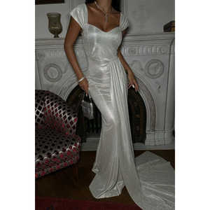 Vestido Largo de Satén Verde Menta, Corte en A, Talla XL, Estilo Fiesta, Escote Redondo, Lentejuelas, Pedrería, Perlas, Flores Brillantes, Plumas - Product Image 2