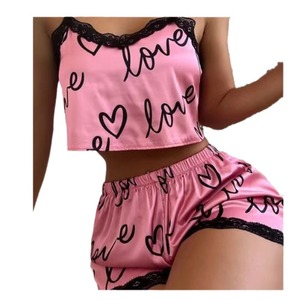 Pyjamas imprimés mignons pour femmes de style européen et américain, vêtements de détente printemps-été, ensemble de camisoles tendance avec empiècements en dentelle - Product Image 4