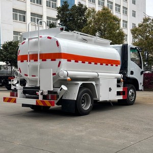 รถบรรทุกน้ำมันเคลื่อนที่ขนาดเล็ก Dongfeng 4x2 5M3 4M3 พร้อมตู้จ่ายน้ำมันดีเซลสำหรับขาย - Product Image 3