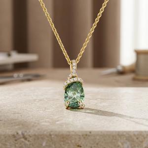 Collier en diamant de laboratoire vert vif fantaisie certifié IGI avec accents de diamants ronds, or 10K 14K 18K, argent 925 935 - Product Image 1