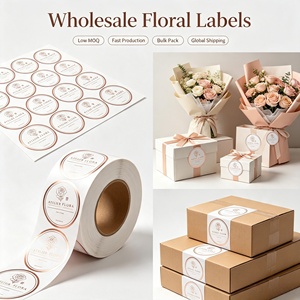 Autocollant rond en papier doré Atelier Flora, étiquette artistique, fleurs fraîches, emballage cadeau artisanal - Product Image 6