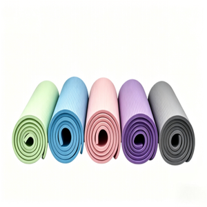 Tapete de Yoga Profesional NBR de 8mm/10mm, Fórmula de Caucho de Alta Calidad, Resistencia Superior al Desgarro, Absorción de Impactos, Impermeable, Antideslizante, Duradero - Product Image 1