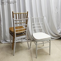Chaise Chiavari Tiffany Chicano pour Mariage, Or, Argent, Extérieur, Empilable, Blanche, Métal, Occasion, Vente en Gros