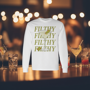 Camiseta de manga larga Dirty Martini Lovers con diseño de cóctel sucio - Product Image 3