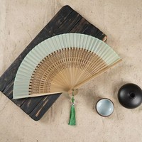Kipas Tangan Bambu dengan Desain Bunga Ukiran Tahan Lama-Suvenir Hunan untuk Dekorasi Rumah & Liburan Merek COSMOS