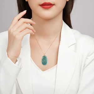 Pendentif Ruyi en jadéite bleue naturelle de qualité A avec monture en or 18 carats et pièce de pendentif en jadéite de qualité glace - Product Image 5