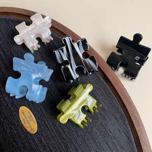 DOWELL Nouvelle Arrivée Pince à Cheveux Carrée en Acétate Motif Dessin Animé Unisexe Saint-Valentin Petite Mignonne pour <span class=keywords><strong>Frange</strong></span> Style Requin Élégante - Product Image 1