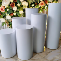 5 Pièces Décoration Mariage Fête Anniversaire Baby Shower Fond de Scène Présentoir à Gâteaux Desserts Table Piédestaux Cylindriques Rondes en Métal Argent Or