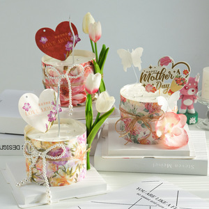 Mother's Day Cake Toppers Heart Shape Floral Print Reusable Decorations For Mother's Day Cakes - Product Image 1