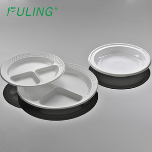 Dinnerware 9 Inch 3 Section Round Disposable Plastic Plates For Daily Meals Parties BBQ