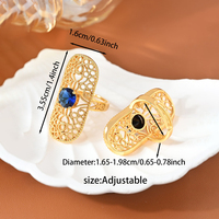 Bague statement vintage en filigrane doré avec pierre précieuse rouge, verte et bleue, grande bague ovale ajourée pour bijoux de fête