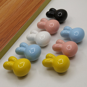 Tirador de Cerámica Moderno con Forma de Conejo en Bronce, Colorido, para Cajones, Puertas de Armario, Baño, Exterior, de un Solo Orificio - Product Image 4