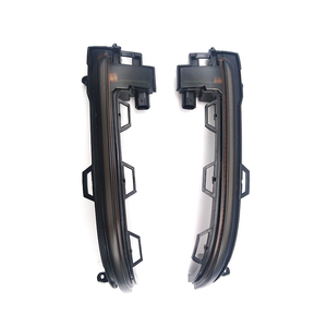 Autodragons Clignotant LED dynamique séquentiel pour rétroviseur latéral, lentille fumée pour X3 F25 X4 F26 X5 F15 X6 F16 - Product Image 3