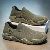 Nouvelles chaussures d'été respirantes en maille pour hommes, légères, antidérapantes, à semelle souple, décontractées, pour la conduite