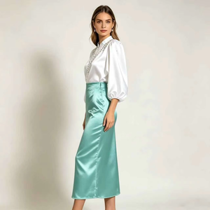 Elegante Falda Midi de Satén Verde Menta — Falda de Cintura Alta, Estilo Línea A, para Ocasiones Especiales y Vestimenta Formal - Product Image 2