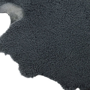 Usine naturelle 100% peau <span class=keywords><strong>de</strong></span> mouton doublure peau <span class=keywords><strong>de</strong></span> mouton bleu humide pour chaussures peaux <span class=keywords><strong>de</strong></span> mouton salées humides peau <span class=keywords><strong>de</strong></span> mouton bleu humide pour vêtements - Product Image 4