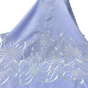 Cosecha azul blanco teñido con hilo de poliéster de blanco flora frontera bordado tela para las mujeres y los niños para vestido