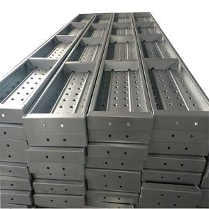 Planche métallique galvanisée pour échafaudage, plancher en acier galvanisé à chaud, utilisée dans les tours d'échafaudage, planche d'échafaudage Jet - Product Image 1