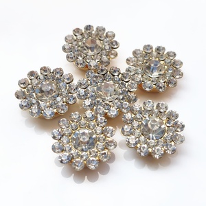 Nouveaux strass en verre cristal 3D en forme de tournesol à trois couches, 14 mm, cousus à la main, pour accessoires vestimentaires, chaussures et sacs - Product Image 6