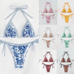 <span class=keywords><strong>บิ</strong></span><span class=keywords><strong>กิ</strong></span>นีเซ็กซี่บราสามเหลี่ยมพิมพ์ลายพอร์ซเลน<span class=keywords><strong>สี</strong></span><span class=keywords><strong>ฟ้า</strong></span>ขาวเซ็กซี่แบบผูกเชือกสำหรับผู้หญิง - Product Image 3