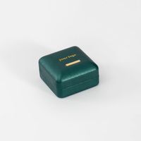 Boîte à bijoux carrée en carton biodégradable imperméable en matériaux recyclés, avec poignée, couleur personnalisée, logo personnalisé 4C, vente en gros
