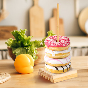 2026 support <span class=keywords><strong>de</strong></span> support <span class=keywords><strong>de</strong></span> beignet chaud en bois Bagel support <span class=keywords><strong>de</strong></span> beignet affichage Table à Dessert 4 chevilles bois beignet empileur <span class=keywords><strong>tour</strong></span> supports pour douches nuptiales - Product Image 4