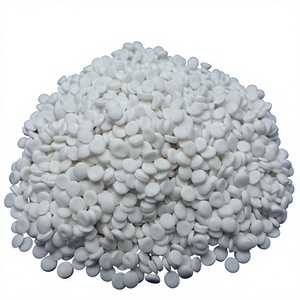 Precio de fábrica: Masterbatch de CaCO3 para relleno de PE y PP, para película, tuberías e inyección, excelente dispersión, resistencia de grado alimenticio - Product Image 1