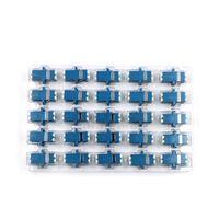 Adaptateur fibre optique SC LC PC APC monomode multimode simplex duplex avec manchon en céramique de zircone pour assemblage de panneau de brassage local