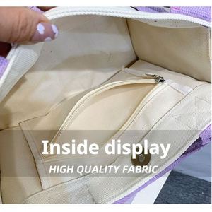 Sac en toile superposé tendance avec pochette zippée, design spacieux, personnalisable avec impression de logo - Product Image 2