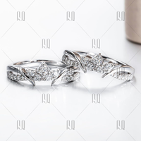 PYQ Ensemble de 2 bagues empilables pour femme, design couronne, sertissage à griffes en moissanite, argent sterling 925, luxe léger exclusif, DIY